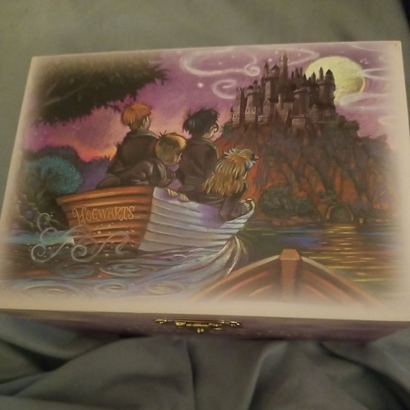 Hogwarts Harry Potter "Wizard's Waltz " Music Box Jewelry Box 2001. - Picture 1 of 11
